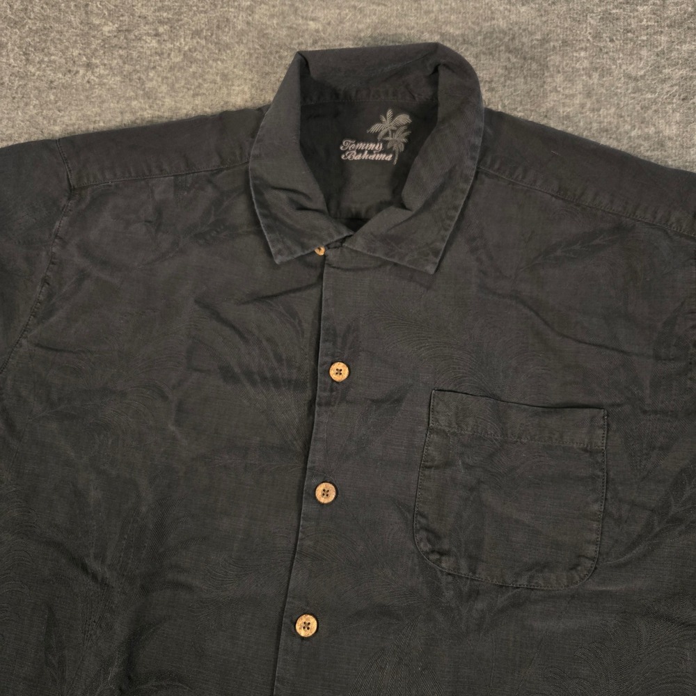 Tommy Bahama Shirt Mens XL Black 100% Silk Tropical Leaf Jacquard Camp Button Up